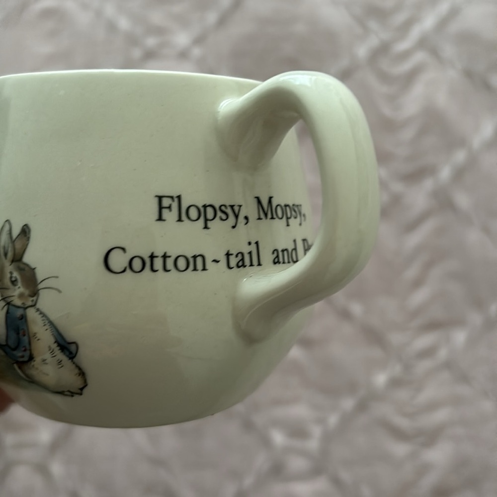 Mrs. Rabbit Bowl and Mug Set - Picture 5 of 6
